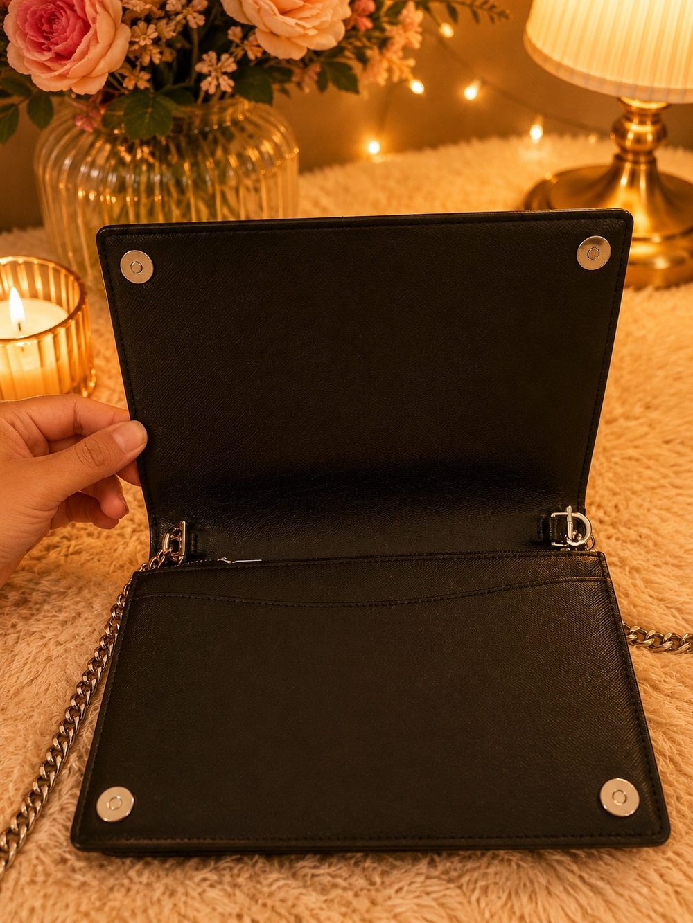 MARC JACOBS Black Leather Chain Crossbody - Picture 3 of 5
